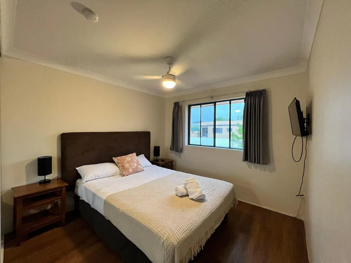 Aparthotel Karana Palms Resort Gold Coast