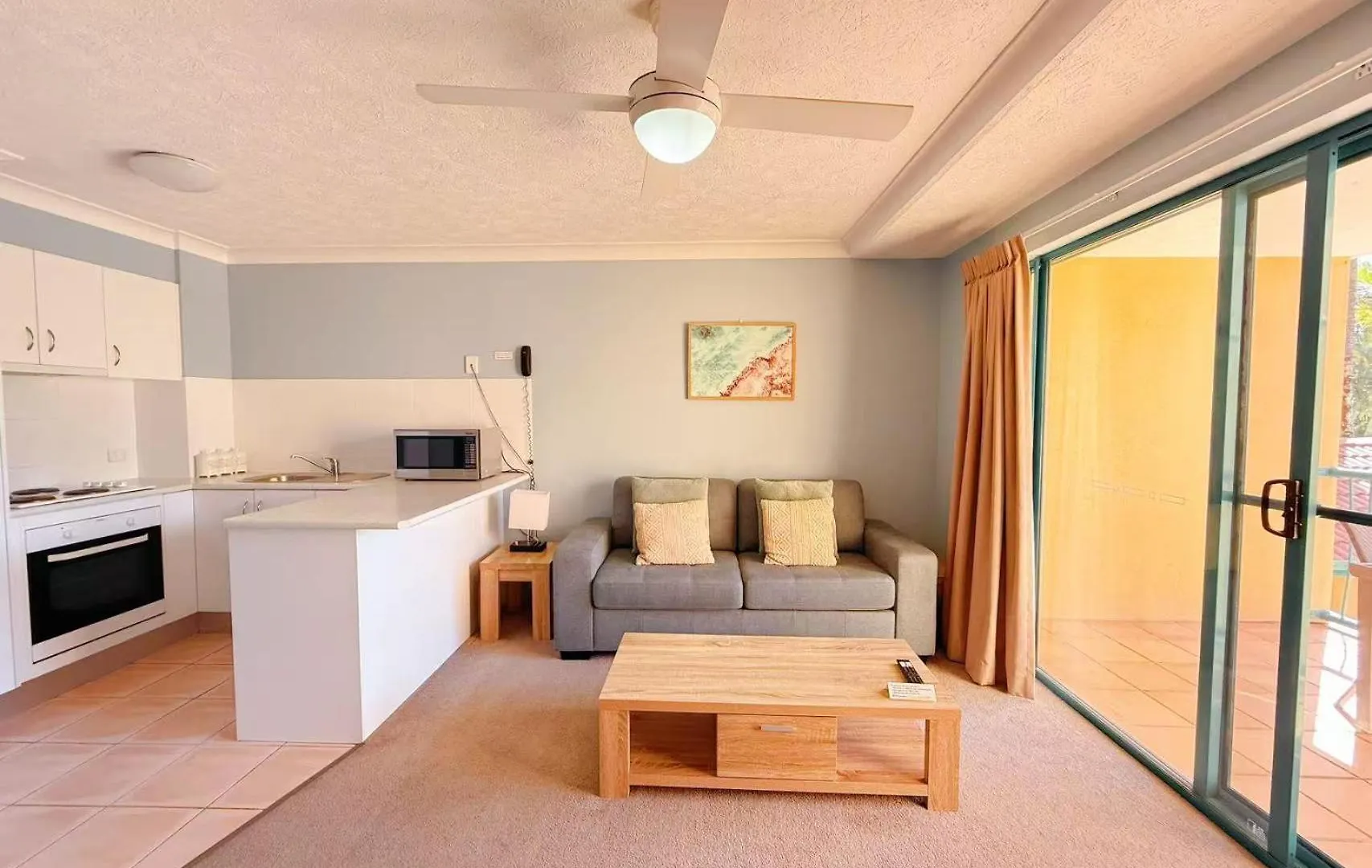 Karana Palms Resort Gold Coast 3*,