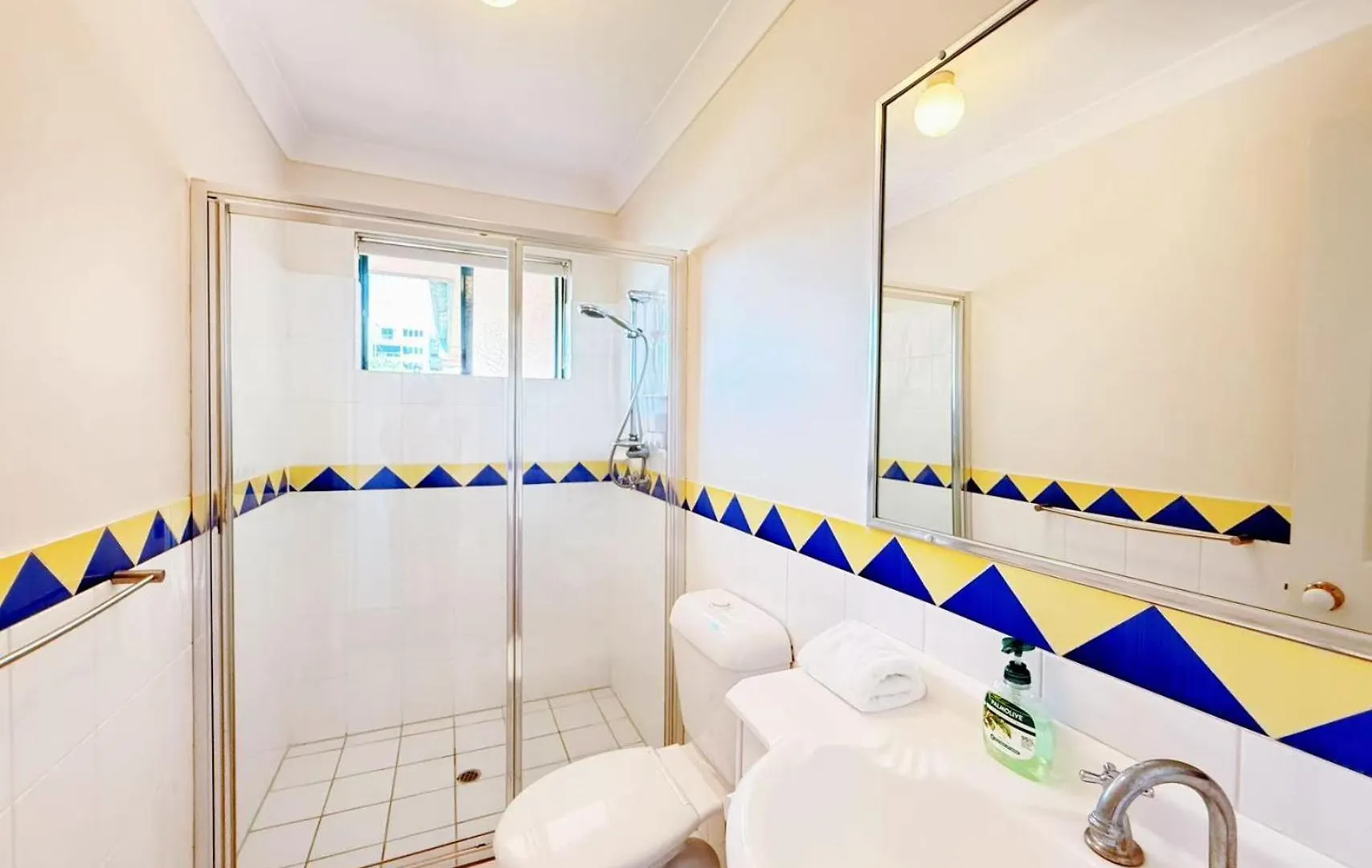 Karana Palms Resort Gold Coast 3*,