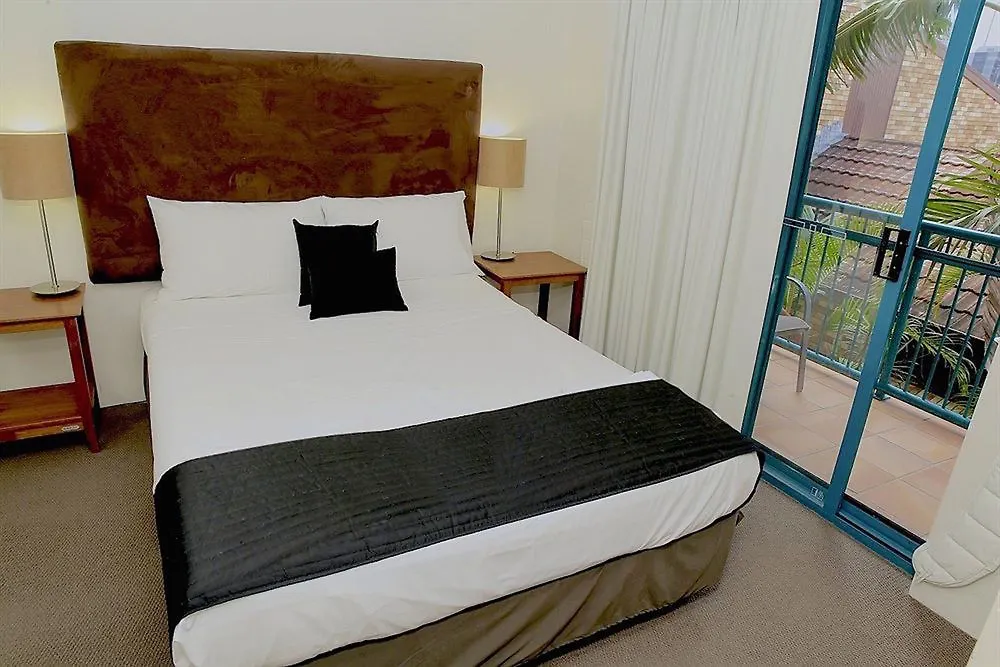 Karana Palms Resort Gold Coast Aparthotel