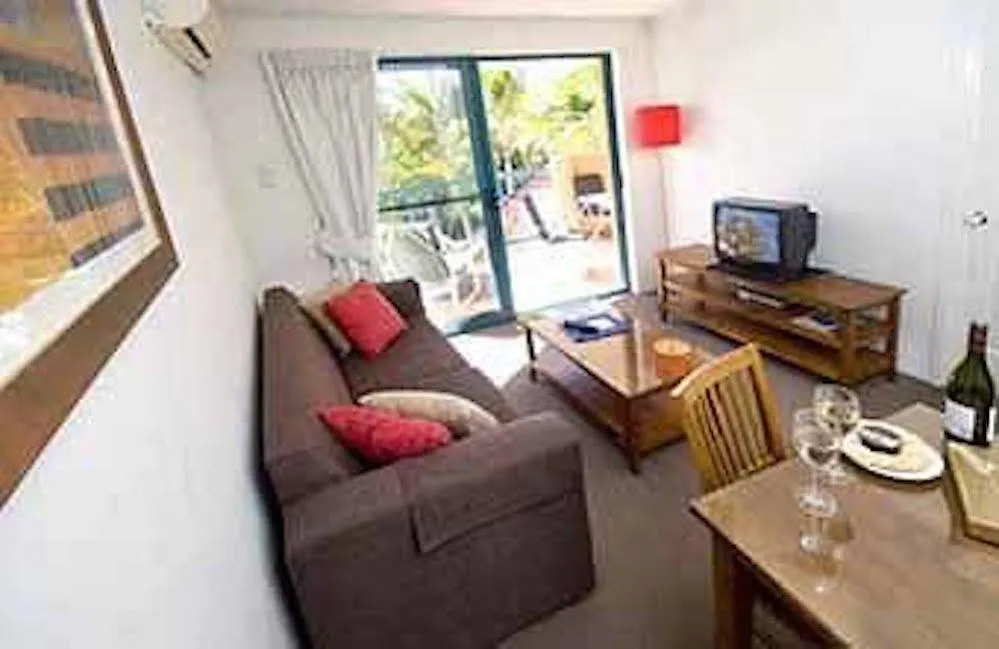 *** Aparthotel Karana Palms Resort Gold Coast Australia