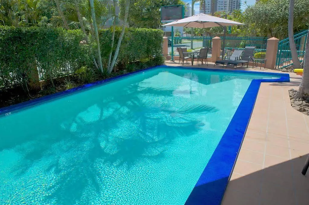 Aparthotel Karana Palms Resort Gold Coast